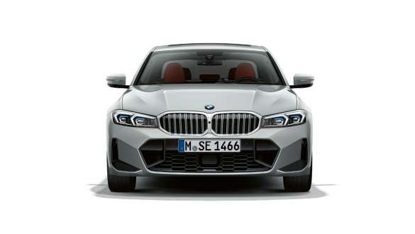BMW 3er Limousine LCI G20 Frontansicht stehend BMW 3er Limousine LCI G20 Brooklyn Grau Frontansicht stehend