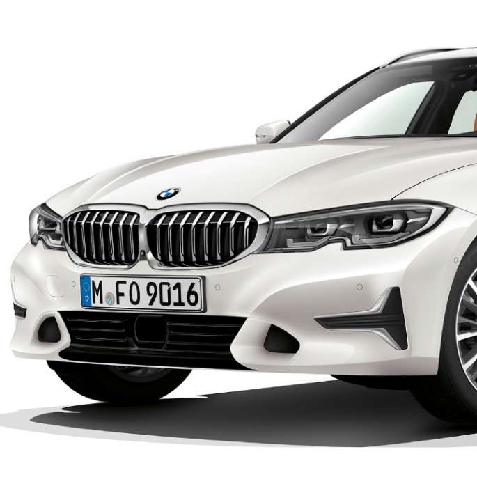 Modell Luxury Line Dreiviertel-Frontaufnahme BMW 3er Touring, Modell Luxury Line Dreiviertel-Frontaufnahme