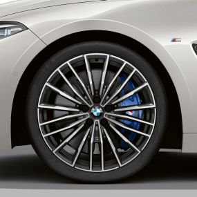 BMW M850i xDrive, 20" Leichtmetallräder Vielspeiche 729 M. BMW M850i xDrive, 20" Leichtmetallräder Vielspeiche 729 M.