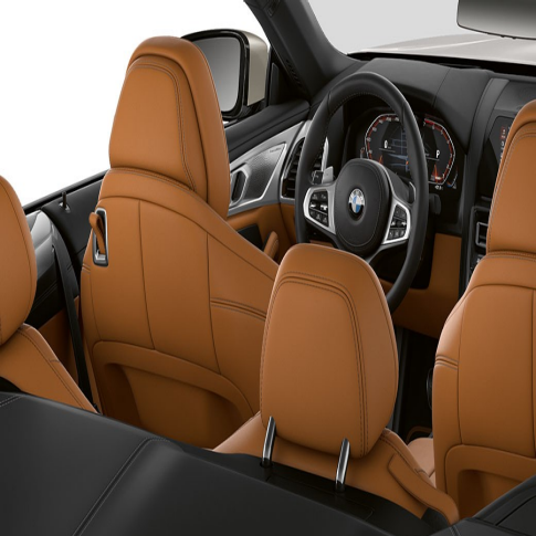 BMW M850i xDrive, Interieur bei geöffnetem Stoffverdeck. BMW M850i xDrive, Interieur bei geöffnetem Stoffverdeck.