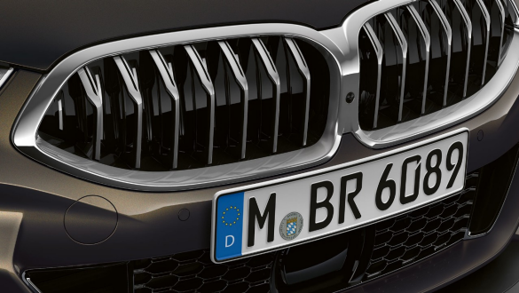BMW M850i xDrive Dravitgrau metallic, Front, Active Air Stream Niere. BMW M850i xDrive Dravitgrau metallic, Front, Active Air Stream Niere.