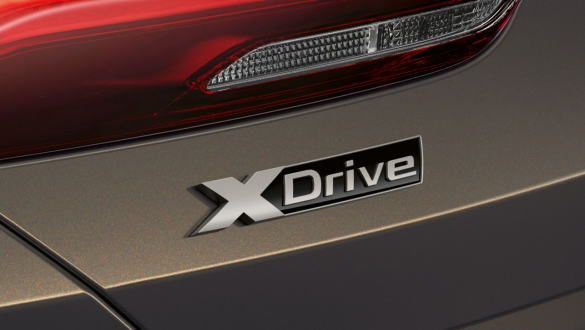 BMW M850i xDrive Dravitgrau metallic, xDrive Badge. BMW M850i xDrive Dravitgrau metallic, xDrive Badge.