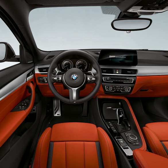Cockpit BMW X2 M35i SUV F39 Cockpit BMW X2 M35i SUV F39 Interieur