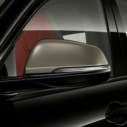 Außenspiegelkappen BMW X2 M35i F39 Außenspiegelkappen in Ceriumgrau BMW X2 M35i Saphirschwarz metallic F39 Exterieur