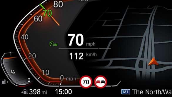 Automatischer Speed Limit Assist BMW M340i xDrive Touring BMW M340d xDrive Touring Automatischer Speed Limit Assist