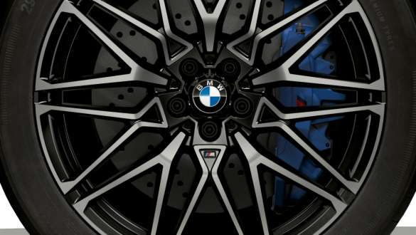 M Compound-Bremse BMW X6 M Competition F96 M Compound-Bremse BMW X6 M Competition F96 2020 SUV Nahaufnahme