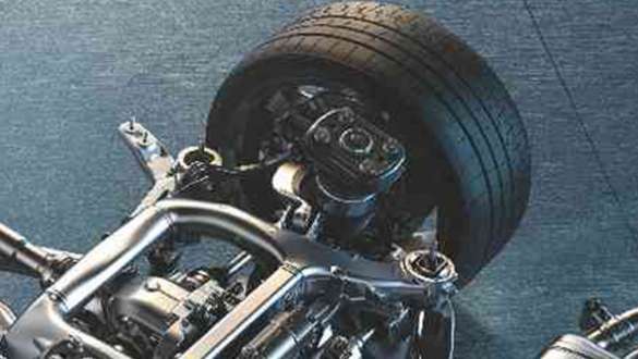 M-spezifisches Fahrwerk BMW X7 M60i xDrive G07 LCI M-spezifisches Fahrwerk BMW X7 M60i xDrive G07 LCI Nahaufnahme