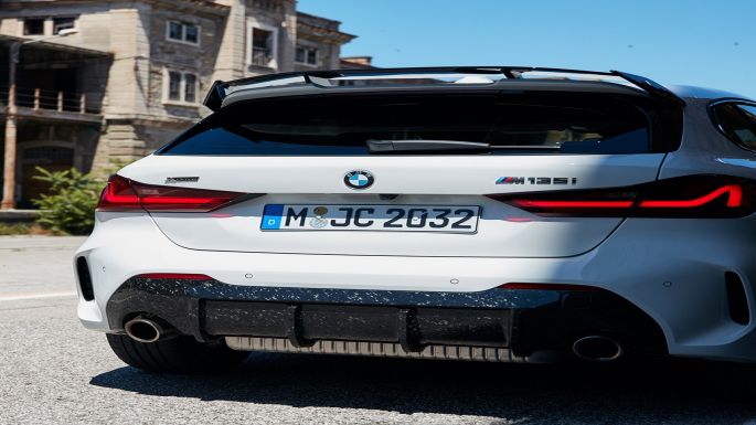 BMW 1er BMW M135i xDrive M Performance Design 04