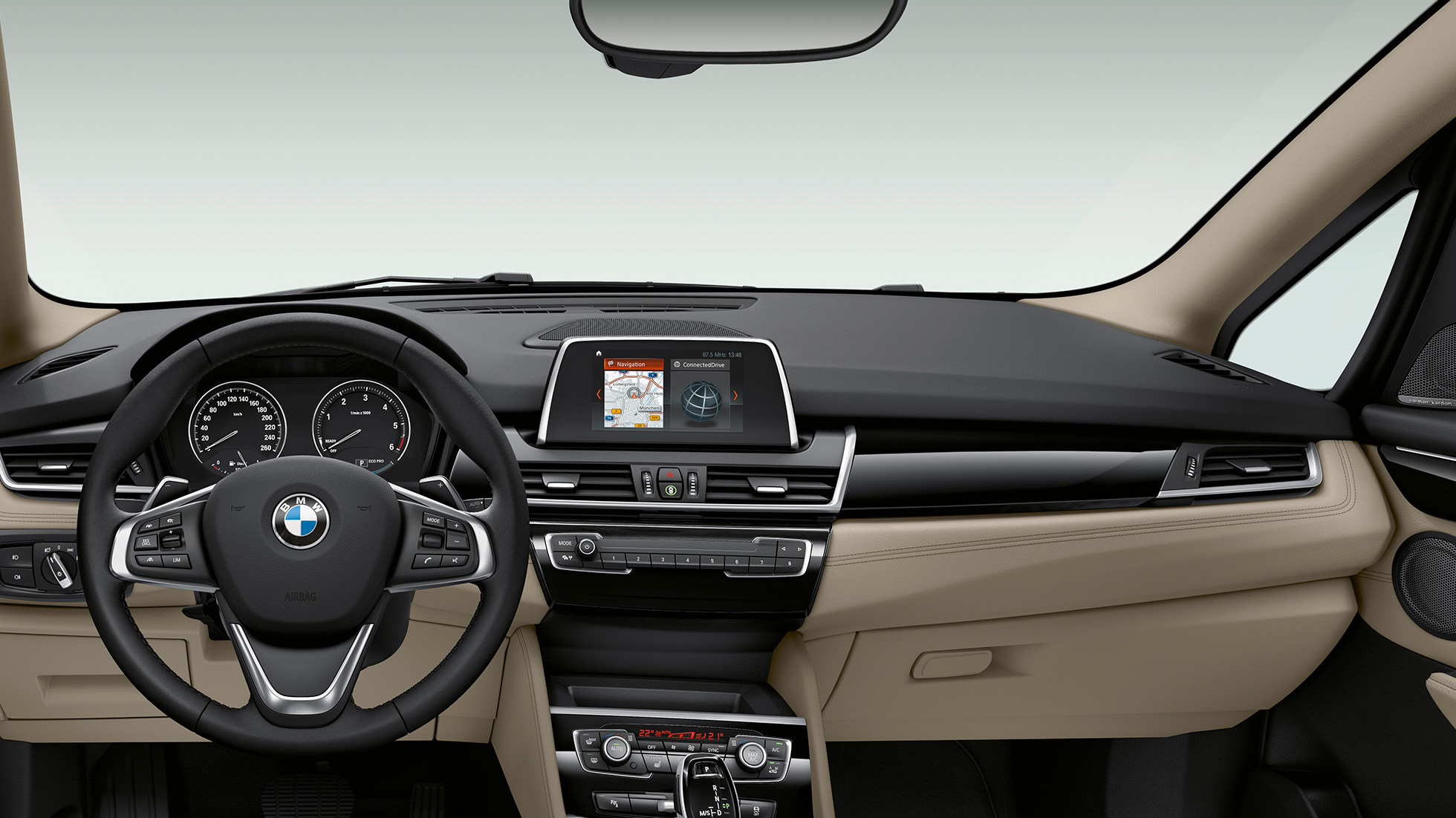 Cockpit BMW 2er Gran Tourer Modell Sport Line F46 Cockpit BMW 2er Gran Tourer 220d Modell Sport Line F46 2018 Innenraum