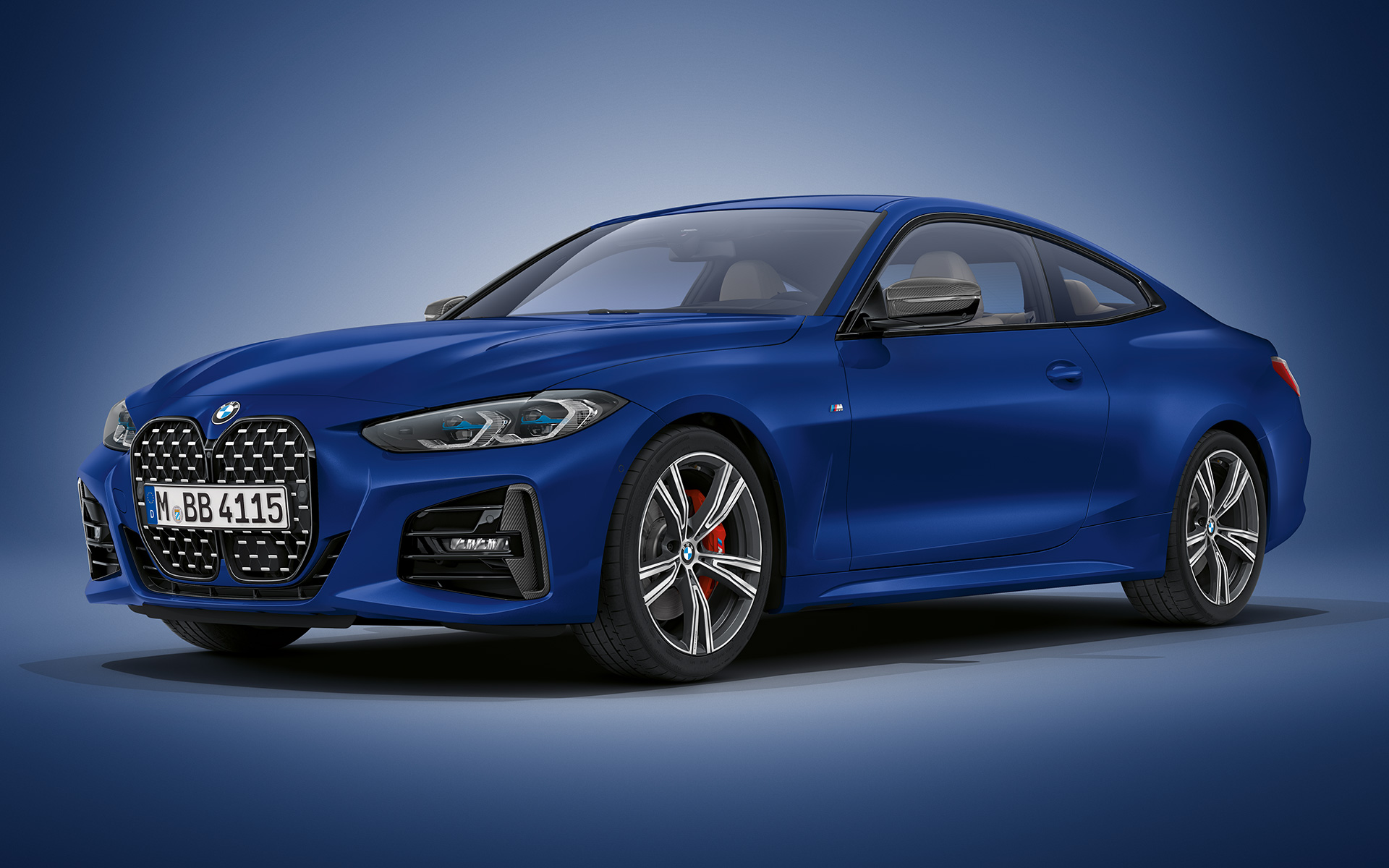 BMW 4er Coupé Individual Frozen Portimao Blau metallic G22 2020 Dreiviertel-Frontansicht stehend