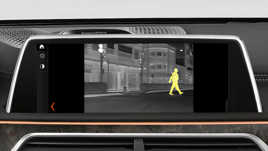 BMW Night Vision mit Personenerkennung BMW Night Vision mit Personenerkennung