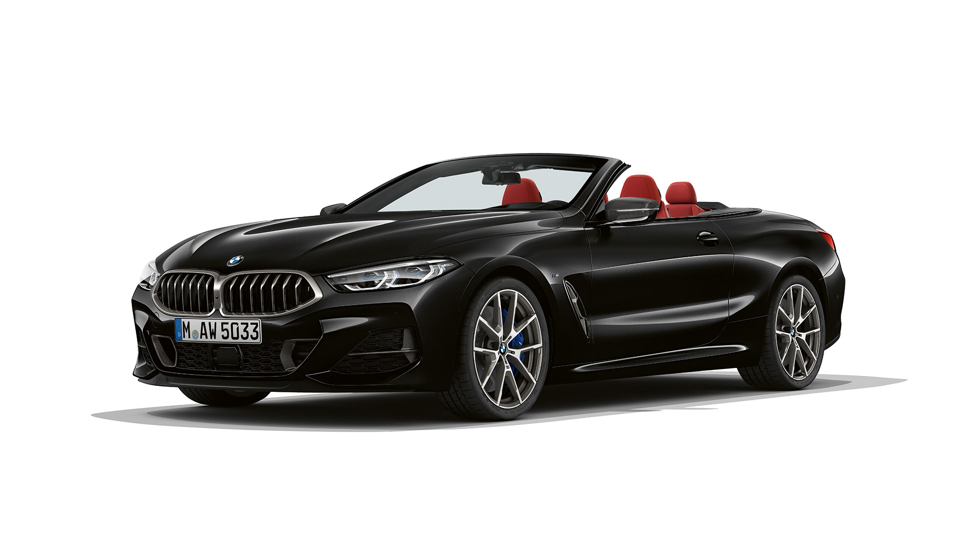 BMW M850i xDrive, Carbonschwarz metallic, Dreiviertelansicht Front. BMW M850i xDrive, Carbonschwarz metallic, Dreiviertelansicht Front.