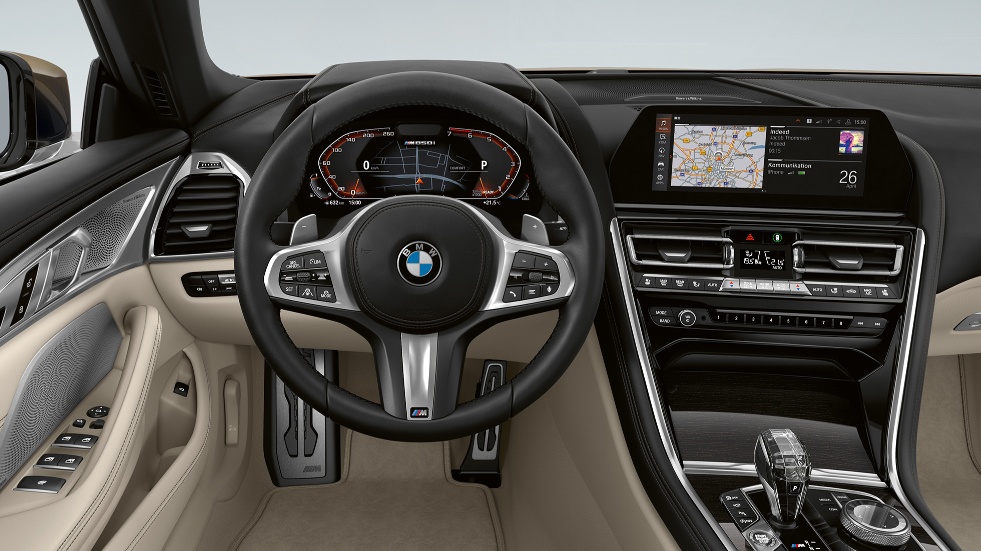 BMW M850i xDrive, Dravitgrau metallic, Cockpit mit M Lederlenkrad. BMW M850i xDrive, Dravitgrau metallic, Cockpit mit M Lederlenkrad.