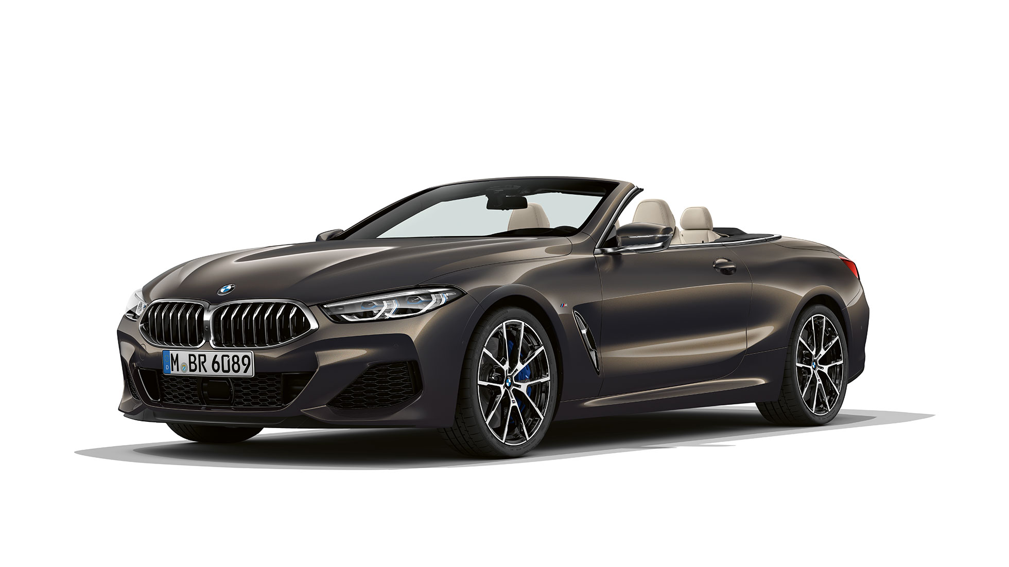 BMW M850i xDrive, Dravitgrau metallic, Dreiviertelansicht Front. BMW M850i xDrive, Dravitgrau metallic, Dreiviertelansicht Front.