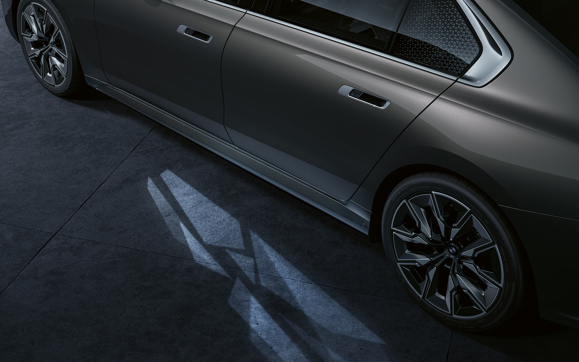 BMW i7 Limousine G70 Exterieur Welcome Light Carpet