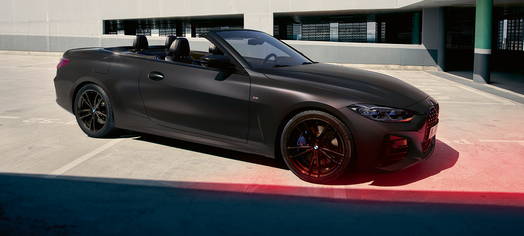 BMW M440i xDrive Cabrio G23 2020 BMW Individual Frozen Deep Grey metallic Dreiviertel-Seitenansicht