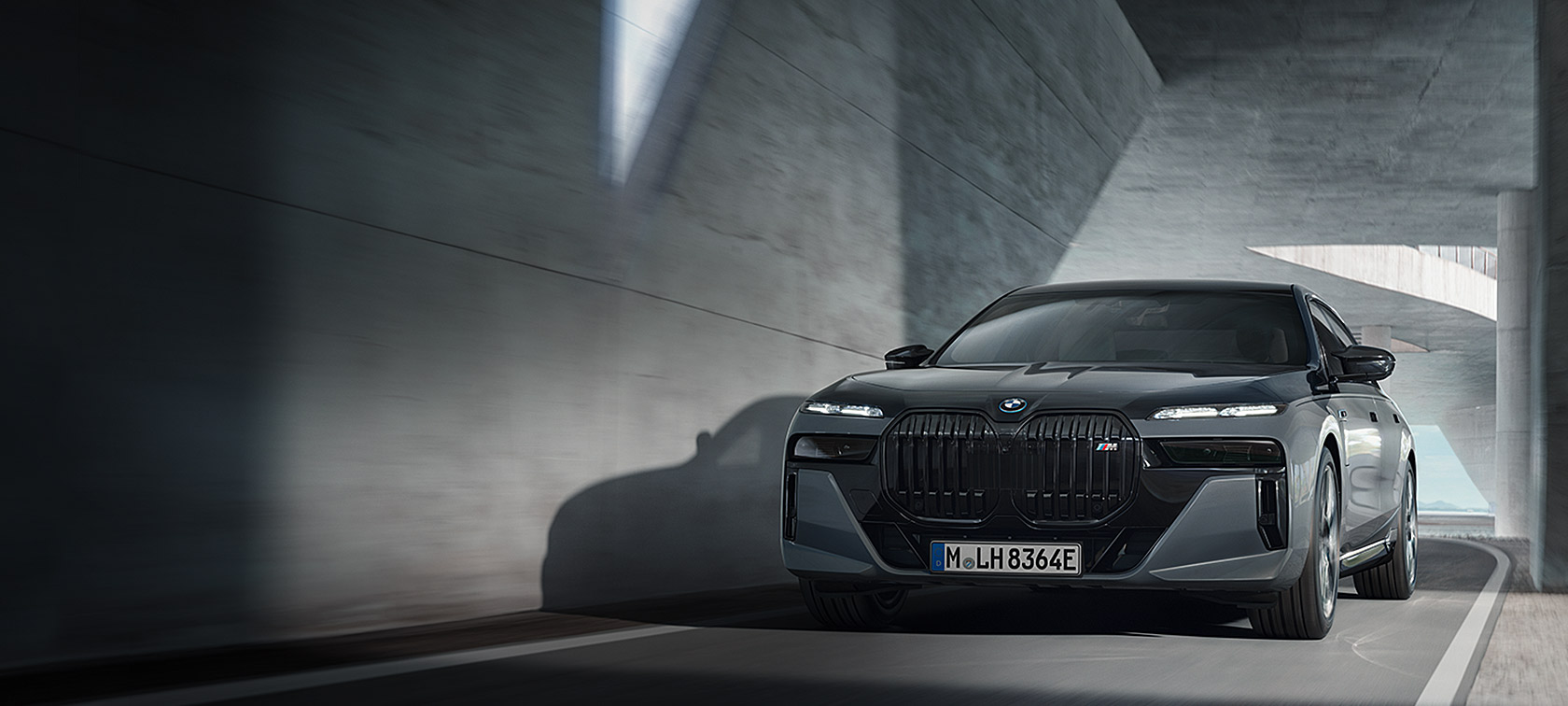 BMW M760e xDrive Limousine (G70) Ausstattungen, technische Daten