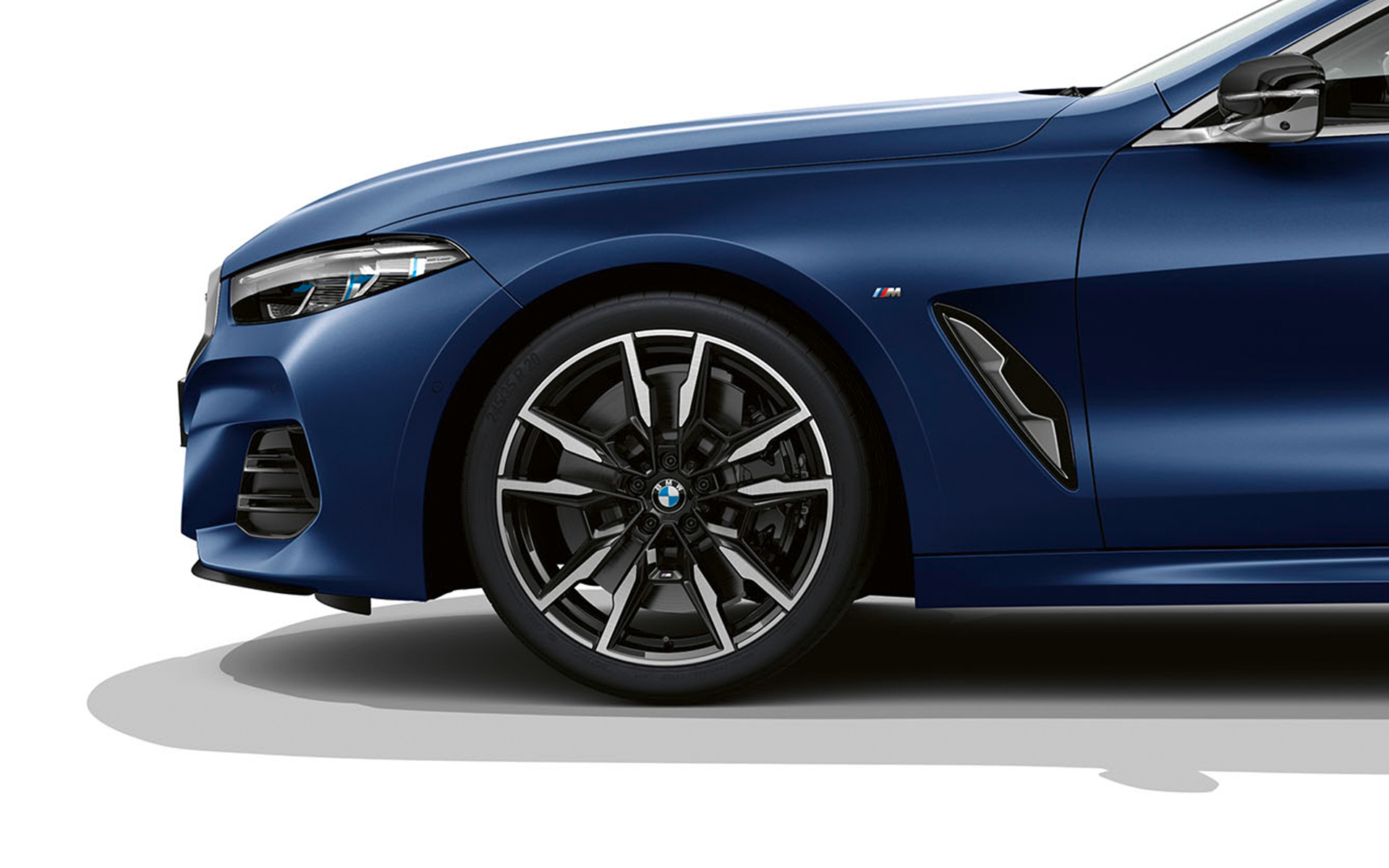 BMW M850i xDrive Gran Coupé G16 LCI Facelift 2022 M Leichtmetallräder Doppelspeiche 895 M Bicolor