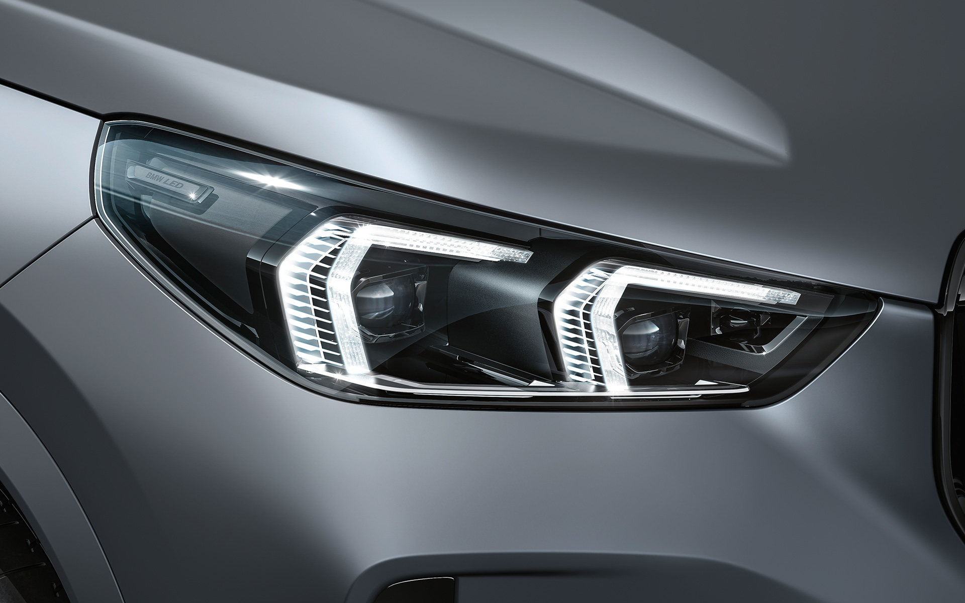 BMW X1 M35i Exterieur LED-Scheinwerfer BMW X1 M35i Exterieur Detail LED-Scheinwerfer