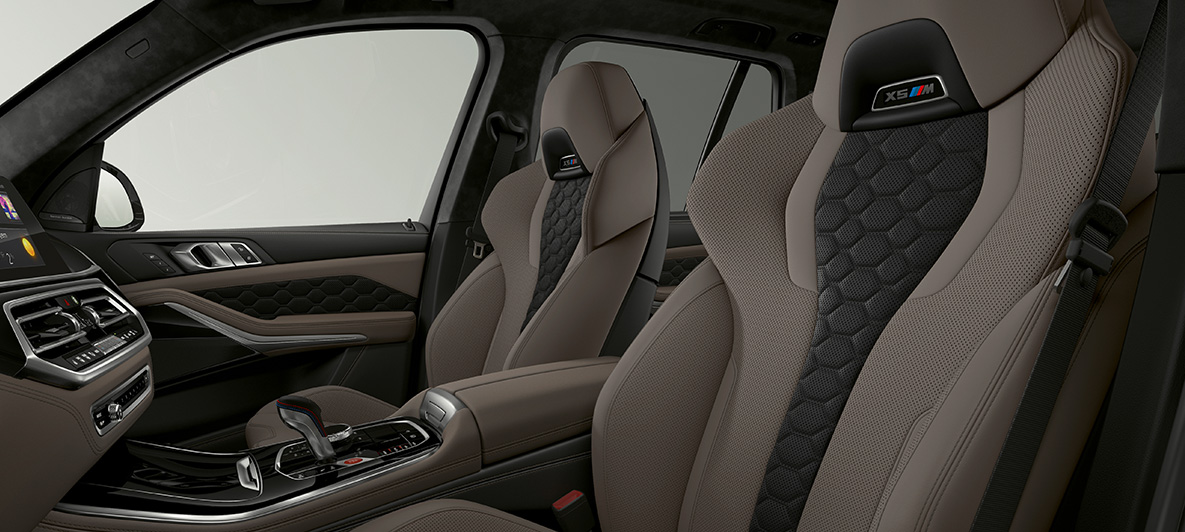 M Multifunktionssitze BMW X5 M SUV F95 M Multifunktionssitze mit X5 M Logo BMW X5 M SUV F95 Interieur