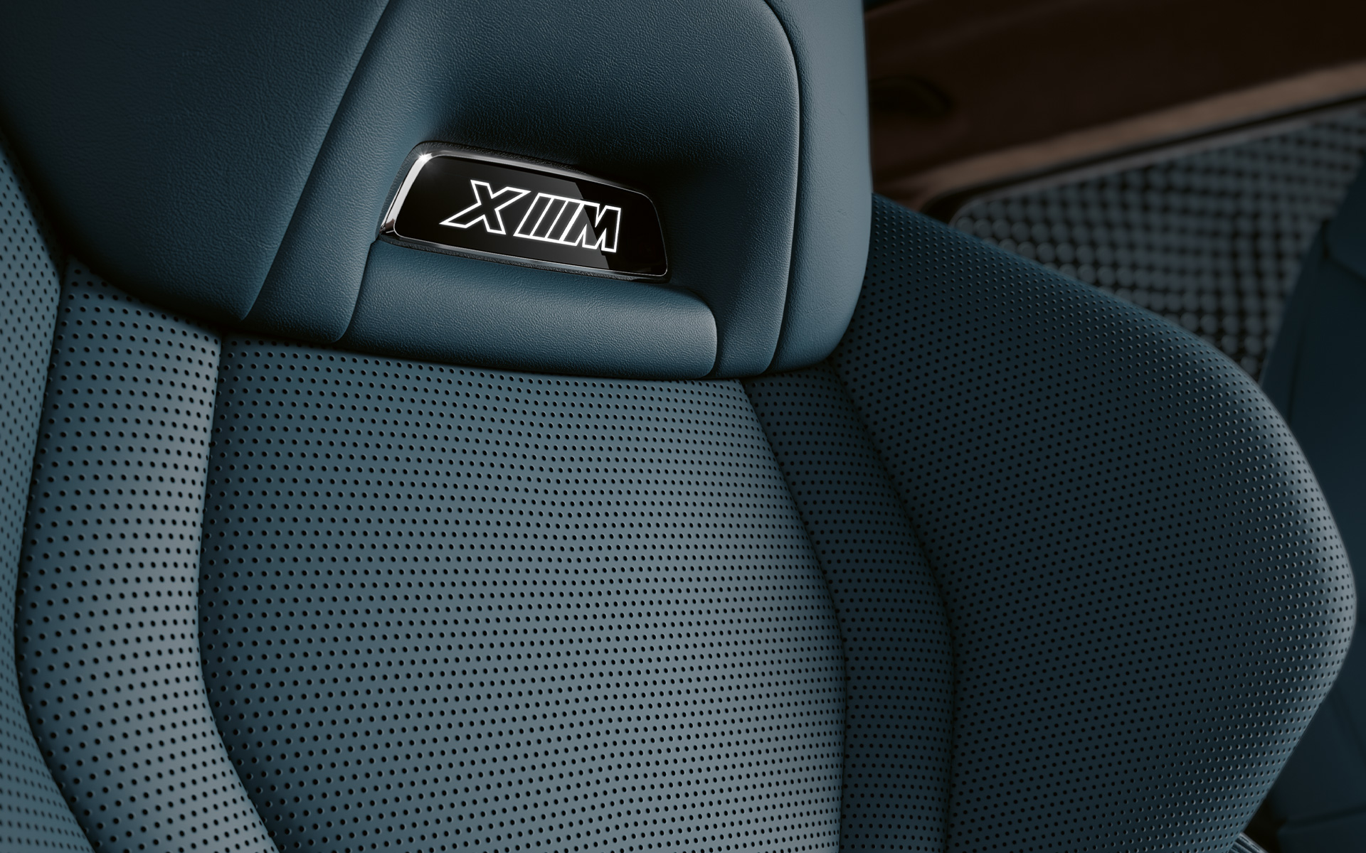 BMW XM G09 Interieur Multifunktionssitze mit beleuchtetem M Logo