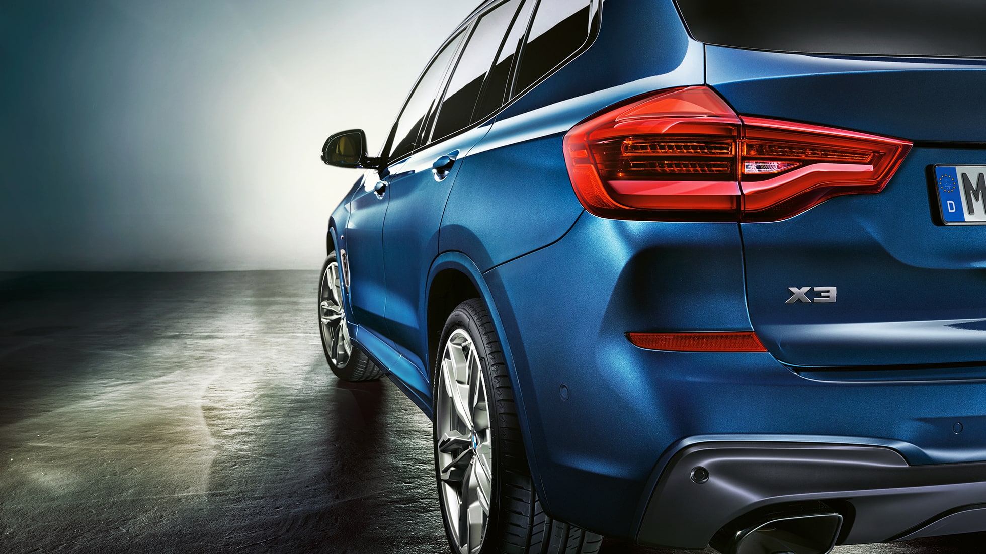 BMW X3 M40i SUV, Dreiviertelheckschuss mit LED-Heckleuchten G01 BMW X3 M40i SUV, Dreiviertelheckschuss mit LED-Heckleuchten G01
