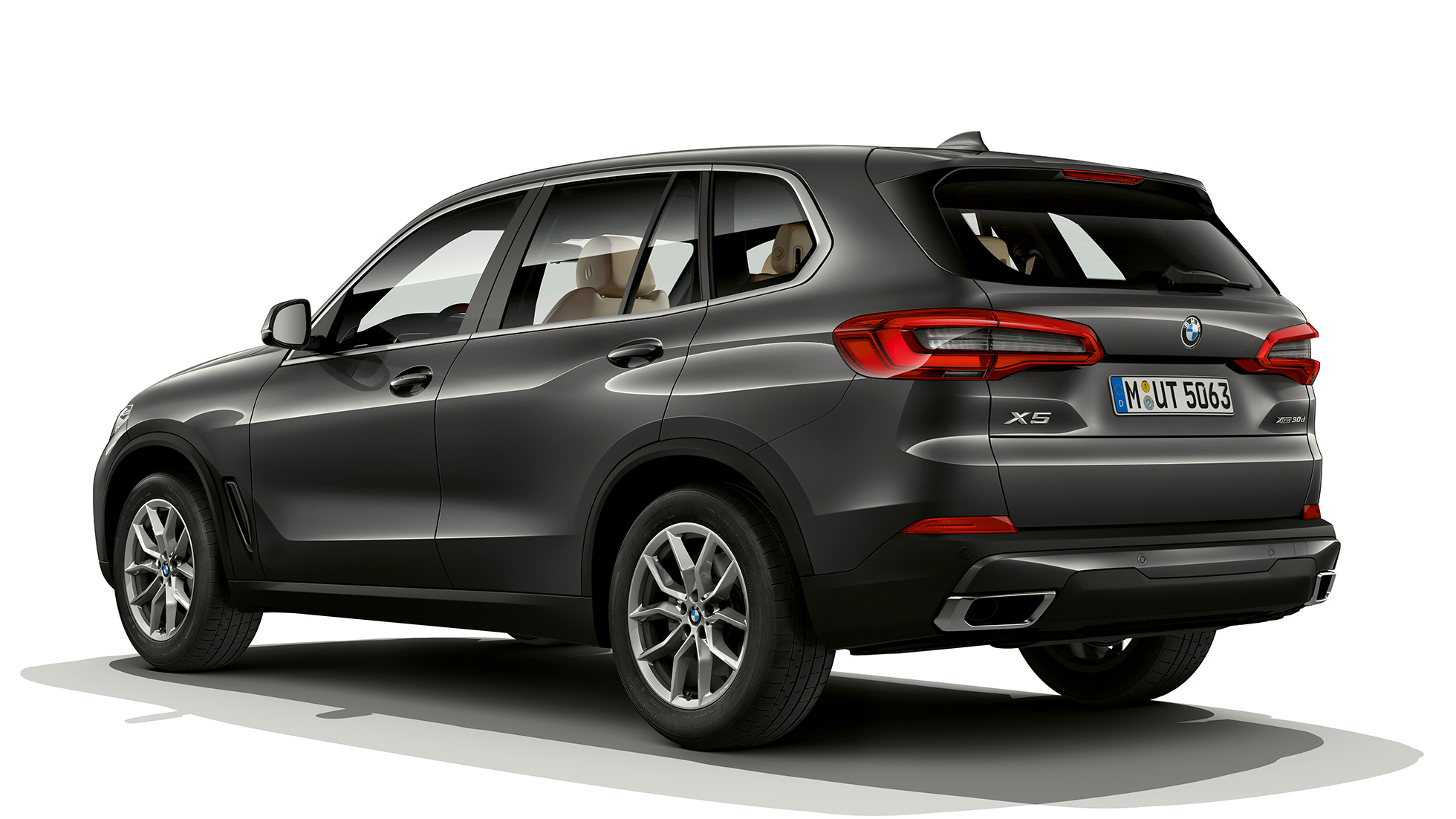 Basis BMW X5 xDrive30d SUV Dreiviertel-Heckansicht G05 Basis BMW X5 xDrive30d SUV G05 2018 Sophistograu Brillanteffekt metallic Dreiviertel-Heckansicht