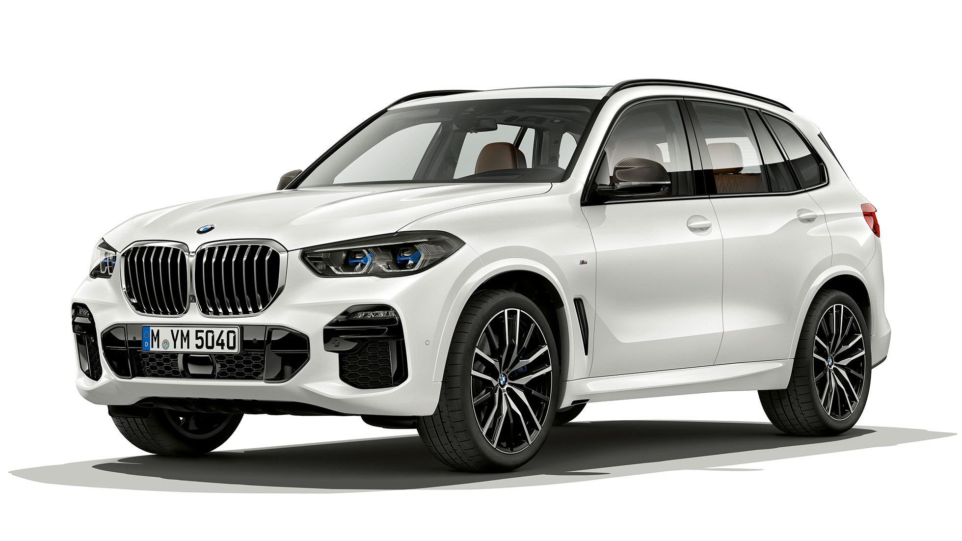 M Sportpaket BMW X5 xDrive40i SUV Dreiviertel-Frontansicht G05 M Sportpaket BMW X5 xDrive40i SUV G05 2018 Mineralweiß metallic Dreiviertel-Frontansicht