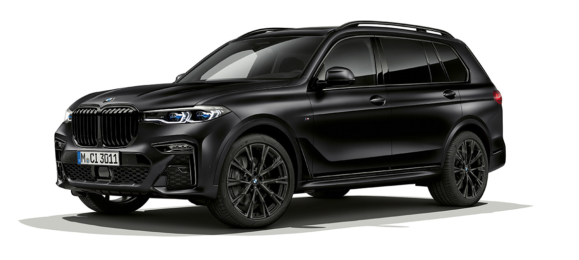 BMW X7 Edition in BMW Individual Frozen Black G07 2021 BMW X7 Edition in BMW Individual Frozen Black G07 2021 Dreiviertel-Frontansicht