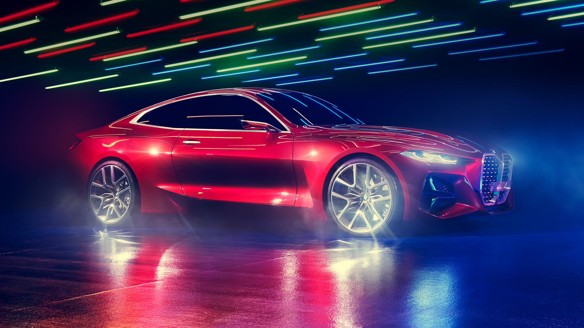 Emotionale Formensprache BMW Concept 4 Emotionale Formensprache BMW Concept 4 Forbidden Red Exterieur-Design Seitenansicht