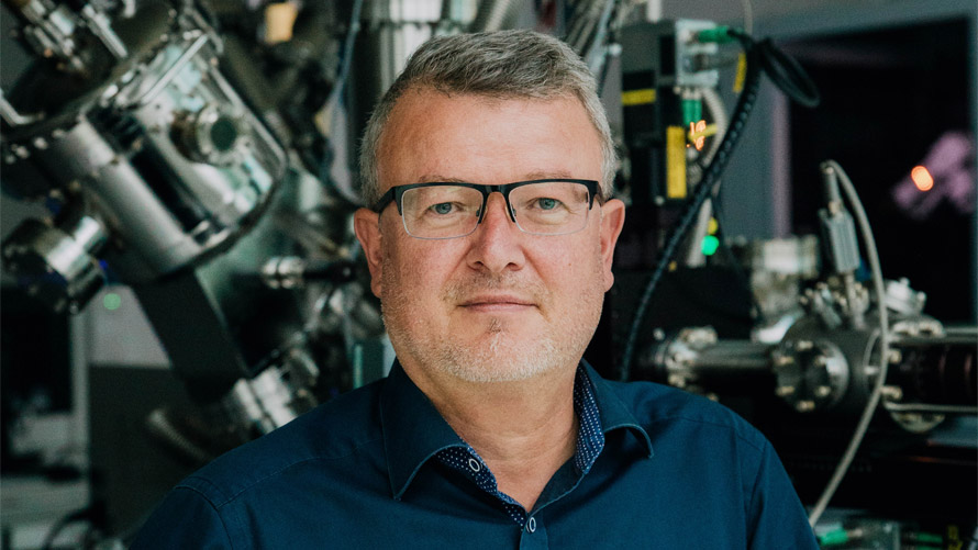 Prof. Dr. Maximilian Fichtner, Helmholtz Institut Ulm. Prof. Dr. Maximilian Fichtner, Helmholtz Institut Ulm.