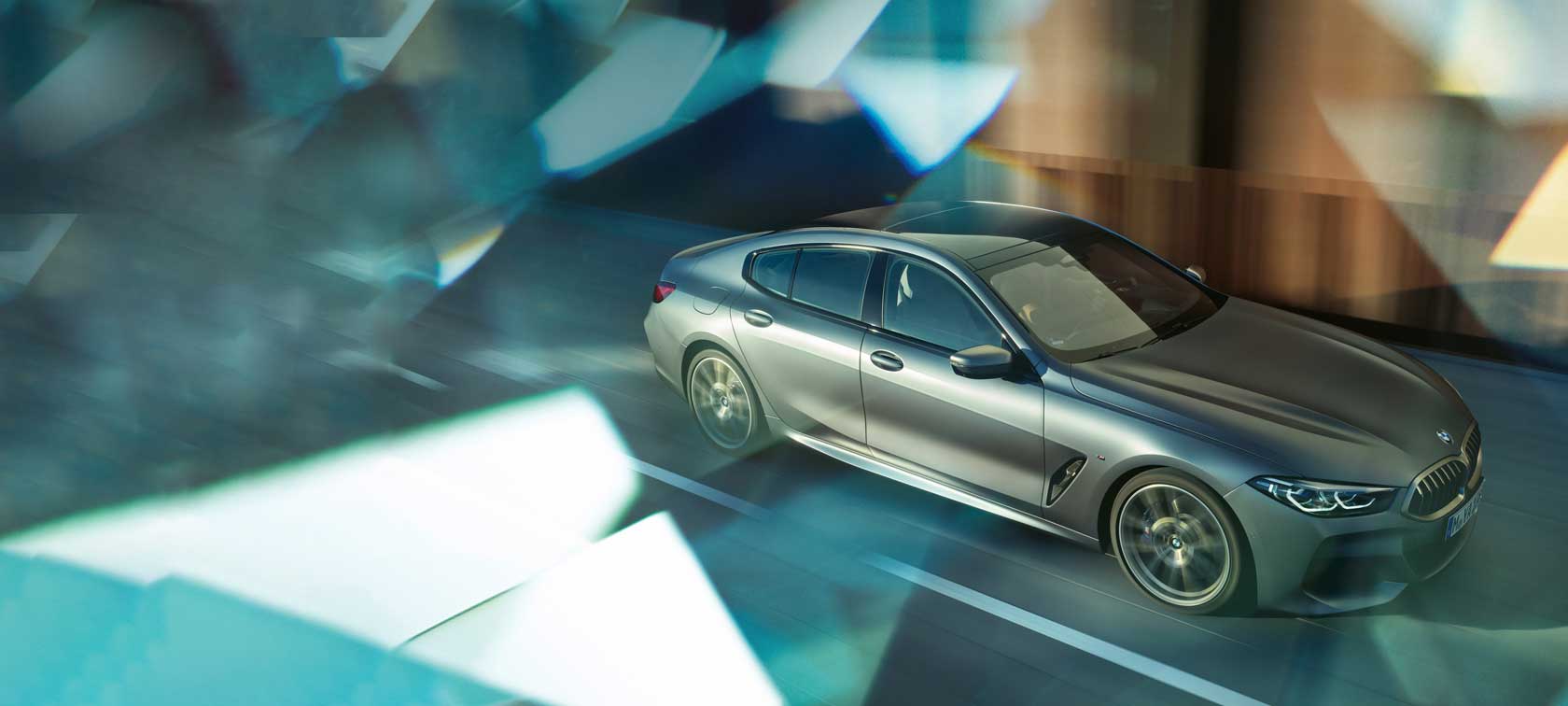 BMW 8er Gran Coupé Entdecken BMW 8er Gran Coupé, seitliche Ansicht im Fahren, Entdecken