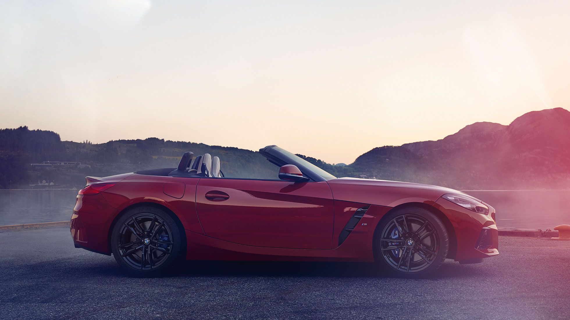 Seitenschuss BMW Z4 Roadster G29 Seitenschuss BMW Z4 Roadster vor Bergpanorama G29