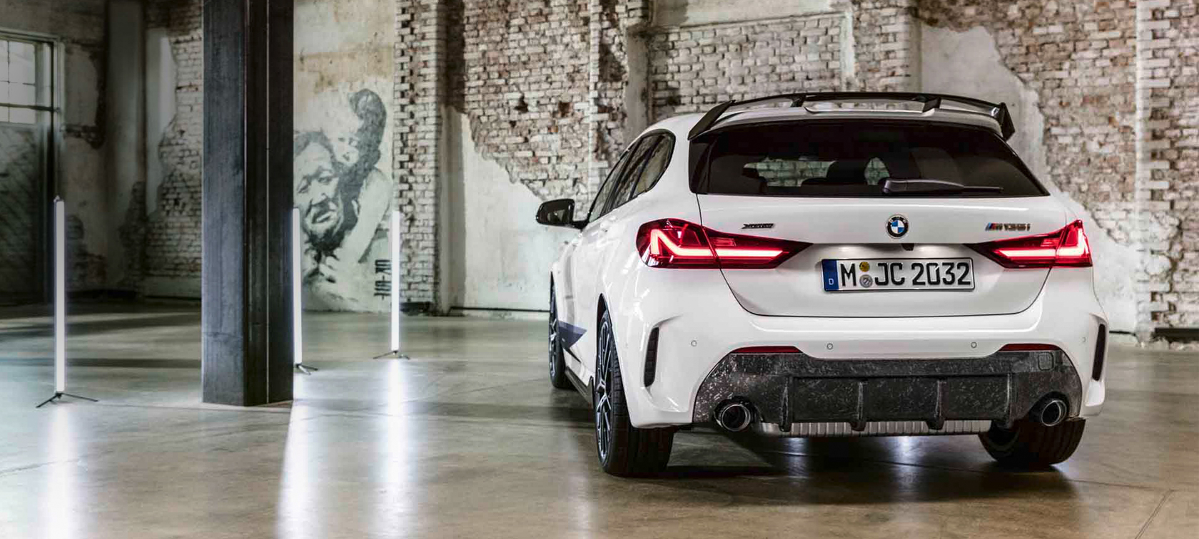 BMW 1er Heckschuss Design BMW M Performance Parts.
