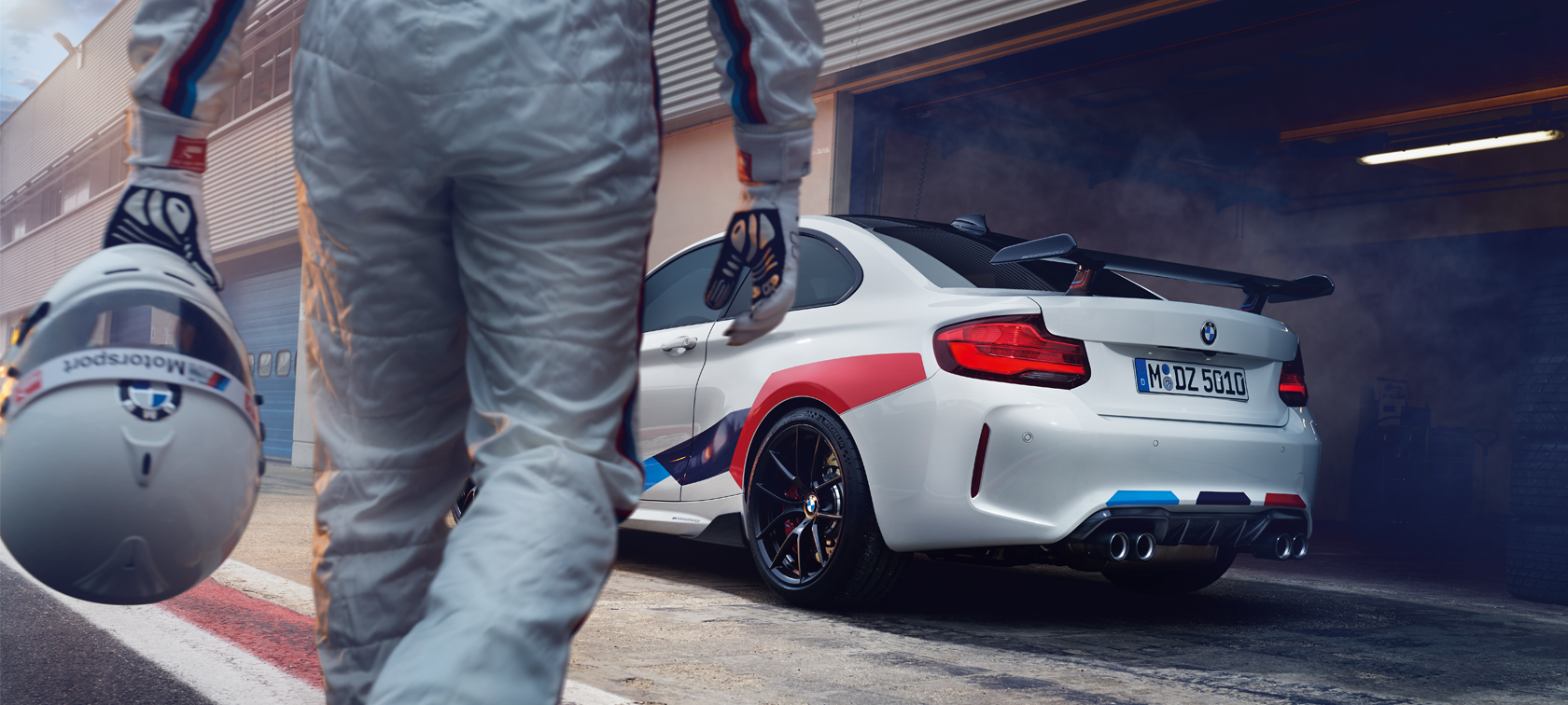 BMW M PERFORMANCE PARTS. BMW M PERFORMANCE PARTS.