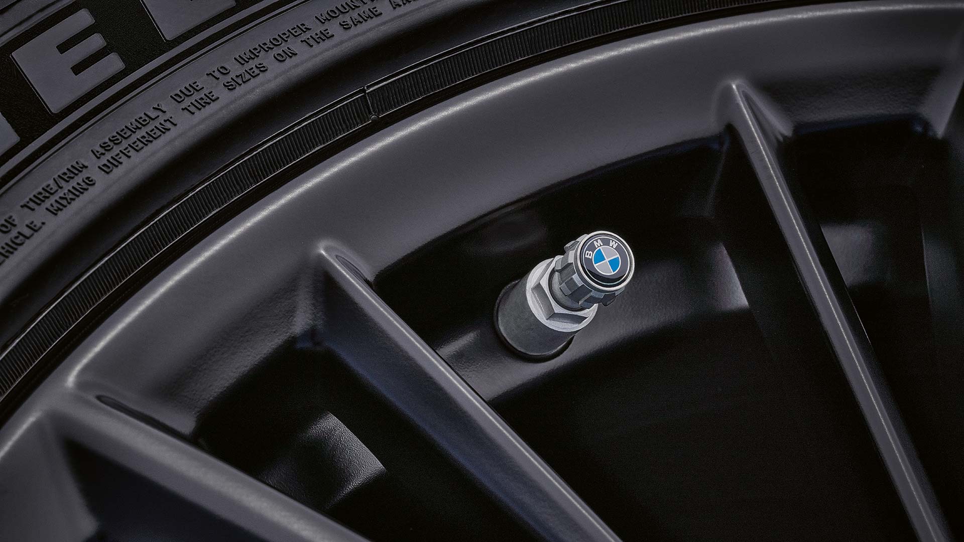 BMW Ventilkappen mit Logo BMW Räder- und Reifenzubehör BMW Ventilkappen mit Logo