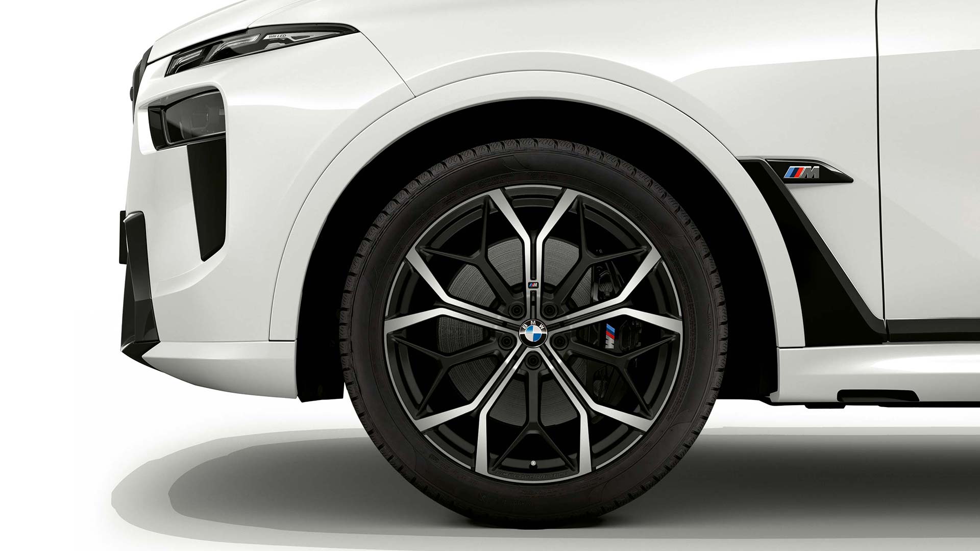 M Performance 22” Y-Speiche 785M Jet Black Matt hochglanzpoliert M Performance 22” Y-Speiche 785M Jet Black Matt hochglanzpoliert
