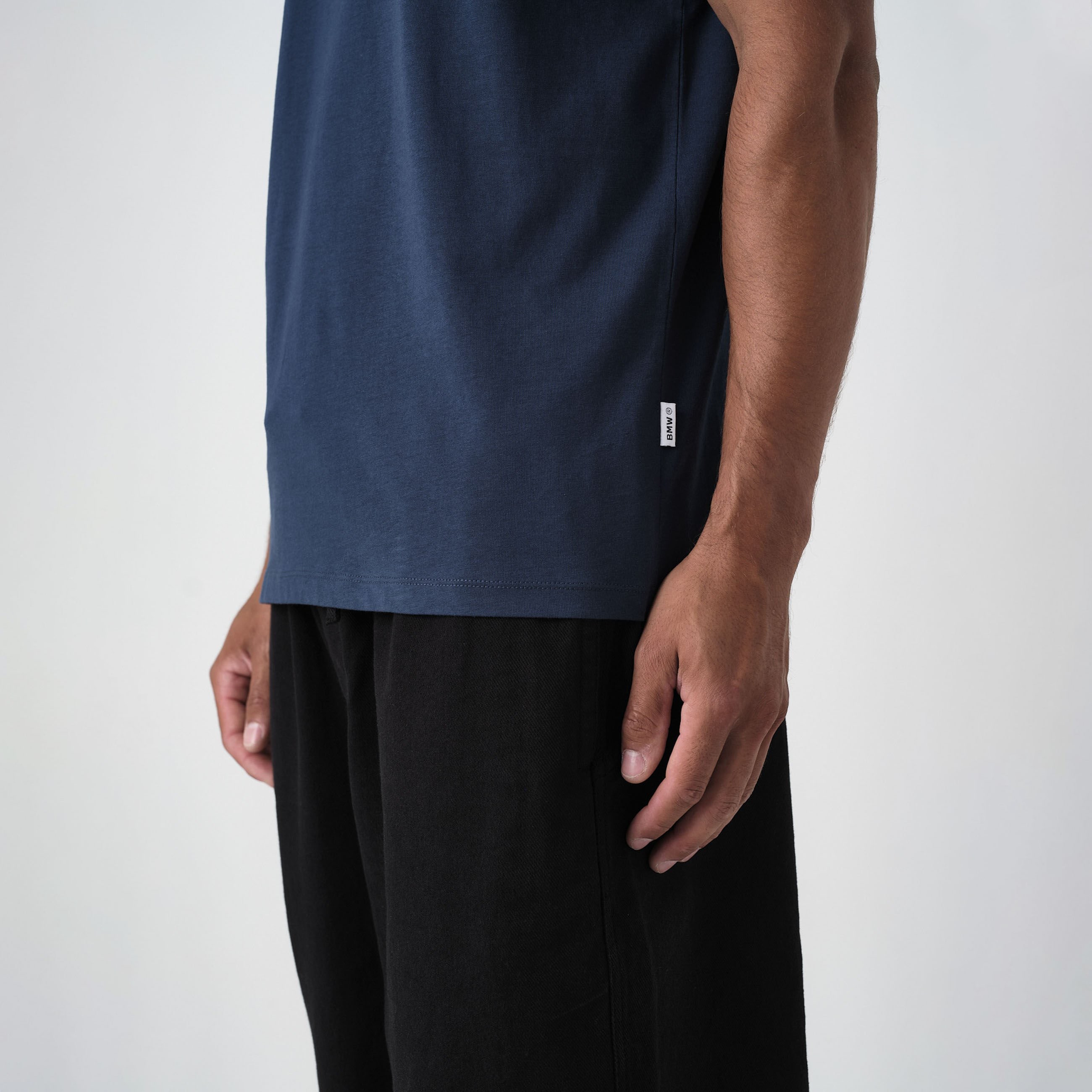 NEUE KLASSE T-shirt ocean depths 5