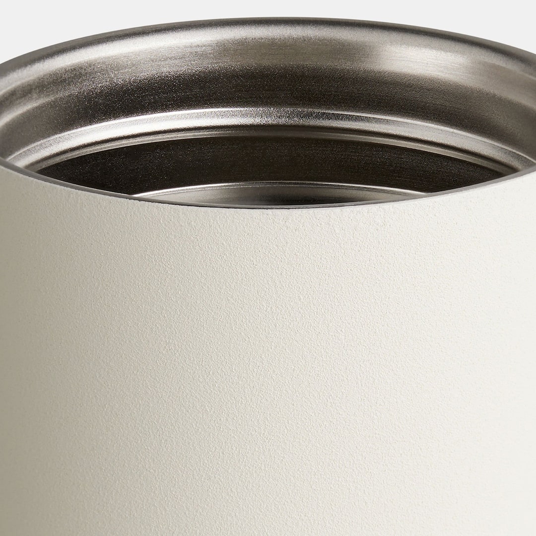 Als Vollbild anzeigen BMW 330ml Becher Cremefarben 2