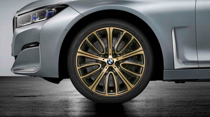 BMW 20 Zoll Sommer-Leichtmetallräder V-Speiche 628, Night Gold 
