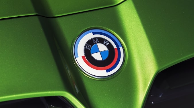 BMW M Performance Emblem 50 Jahre M (Verbaubarkeitsprüfung über 