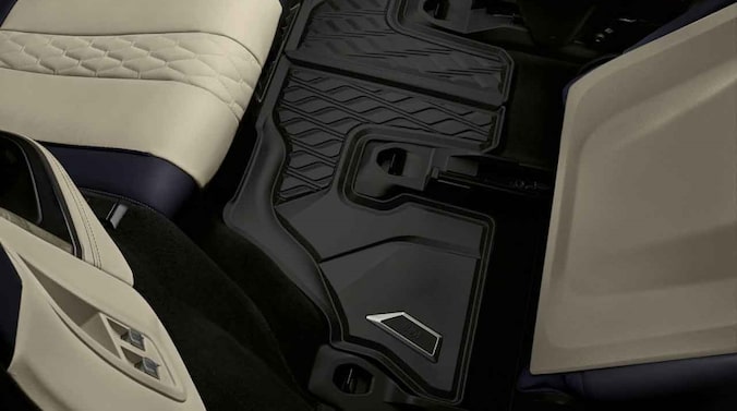 BMW Fußmatten Allwetter hinten 6-Sitzig für X7 (G07) | BMW.de