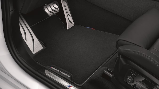 BMW M Performance Fußmatten Velours für X1, X2 (F48, F39) | BMW.de