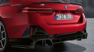 M Performance Heckdiffusor Aramid mitte für 5er (G60, G61) | BMW.de 