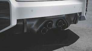 BMW M Performance Klappenabgasanlage Titan für M2 (G87) | BMW.de 