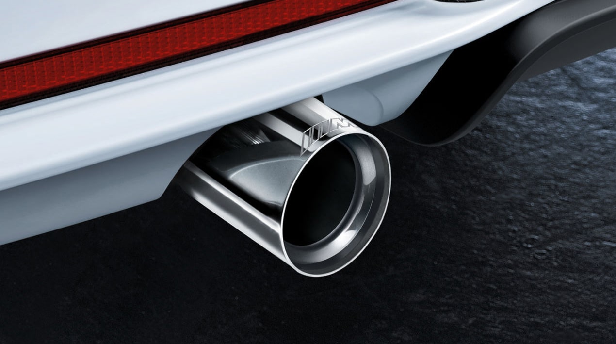 BMW M Performance Endrohrblende Chrom für 2er, 3er, 4er | BMW.de