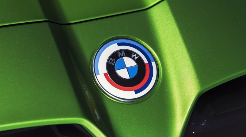 BMW M Performance Emblem 50 Jahre M (Verbaubarkeitsprüfung über 