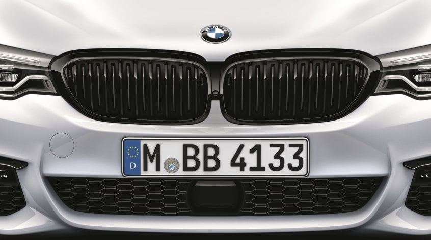BMW M Performance Frontziergitter Hochglanz schwarz vorne rechts 